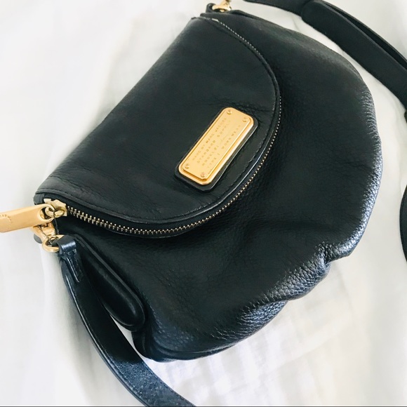 ❌SOLD❌MARC JACOBS Small Crossbody Purse - Picture 2 of 12